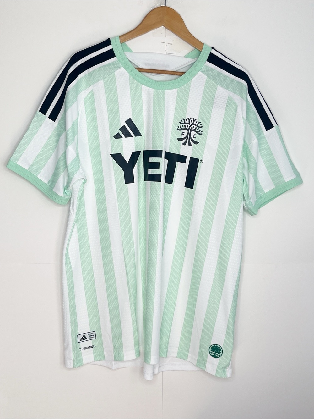 Adidas Mens MLS Jersey Size XL